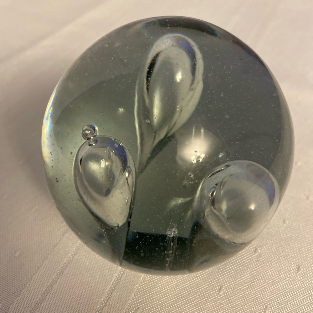 Clear resin shpere 2.5"
